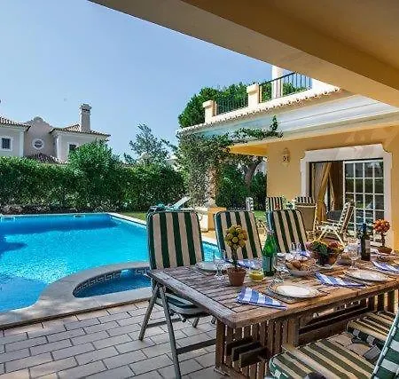 Sleeps 10 Pool Air Con T480113