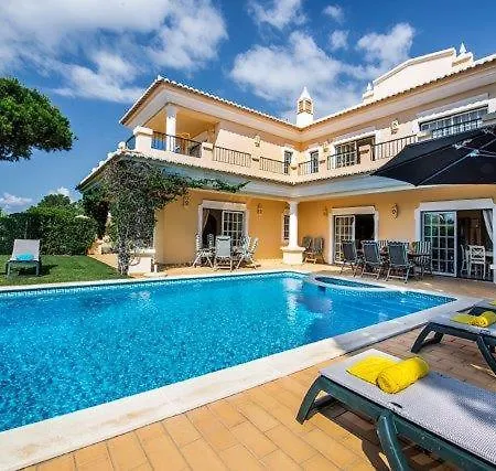 Villa Sleeps 10 Pool Air Con T480113 Vale do Lobo