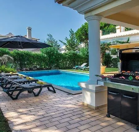 Sleeps 10 Pool Air Con T480113