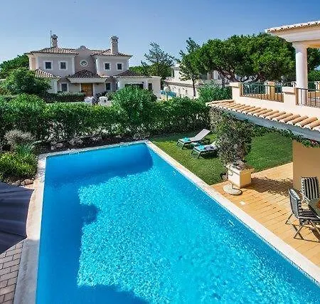 Sleeps 10 Pool Air Con T480113 *