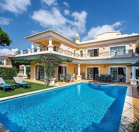 Sleeps 10 Pool Air Con T480113 * Vale do Lobo